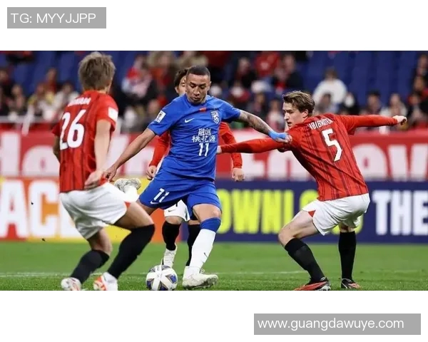 亚冠激战武里南对决浦和红钻争夺小组出线权的关键之战