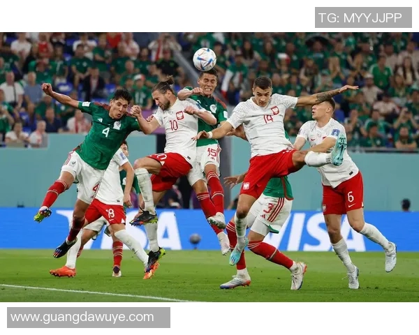 华雷斯与瓜达拉哈拉的激烈对决揭示了墨西哥足球的魅力与竞争力 华雷斯与瓜达拉哈拉的激烈对决揭示了墨西哥足球的魅力与竞争力