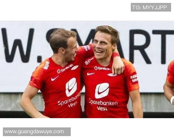 史达比克与白兰恩精彩对决直播全程回顾与分析 史达比克与白兰恩精彩对决直播全程回顾与分析