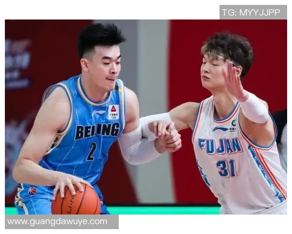 深圳篮球队运营解析：从市场策略到球迷互动的全景观察